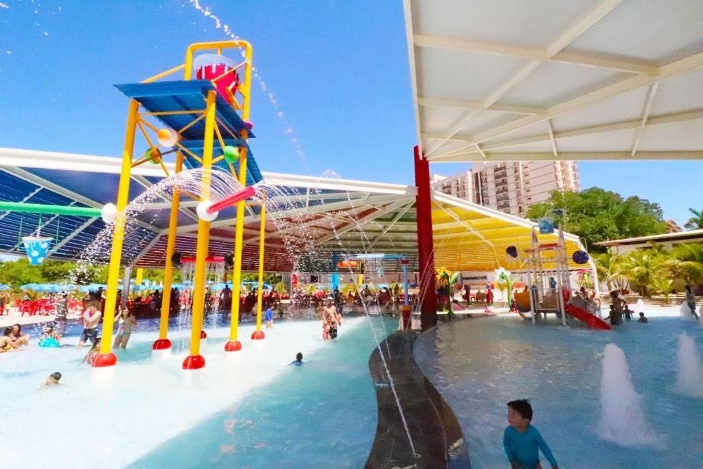 Piazza Diroma Com Acesso Ao Acqua Park Lejlighedshotel Caldas Novas Eksteriør billede